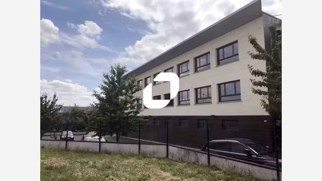 A louer Bureaux 199m² Chanteloup les vignes