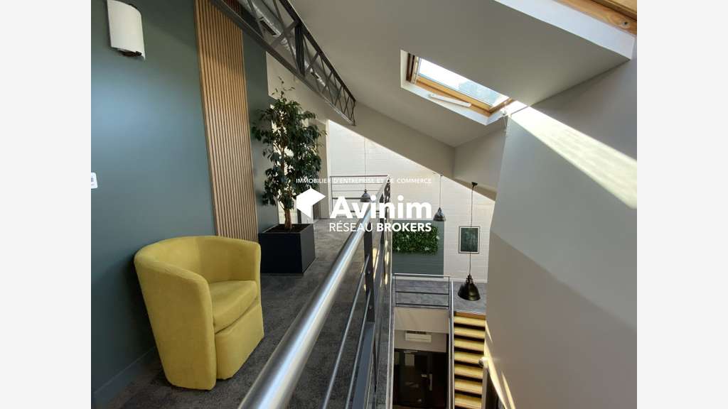 Bureau 53m² à louer à Chantilly centre