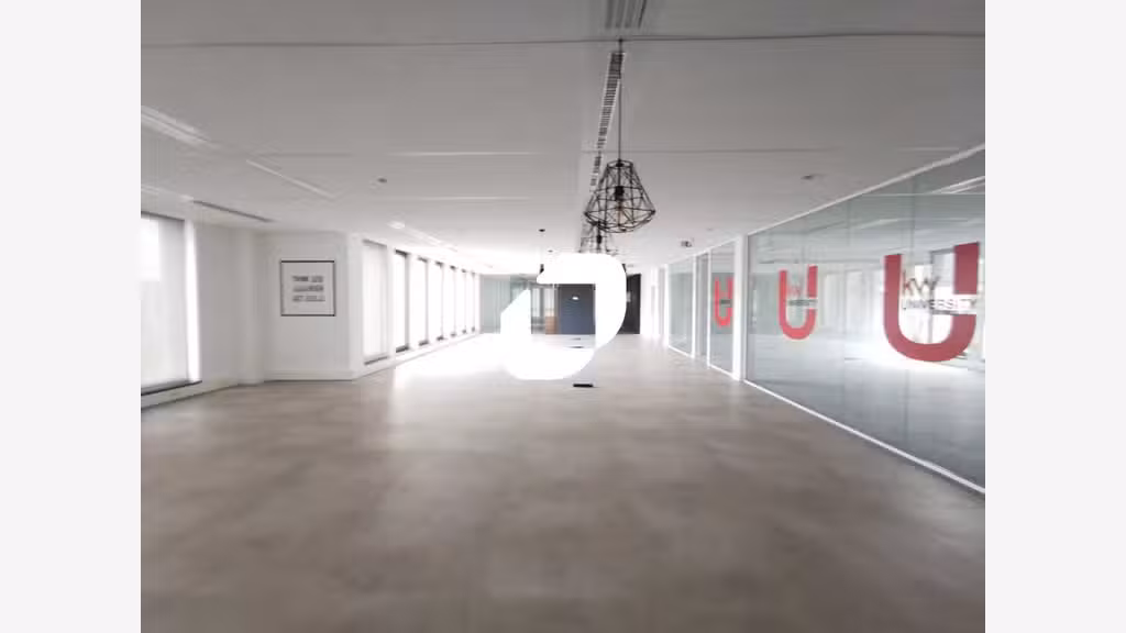 A louer Bureaux 2106m² Chatenay malabry