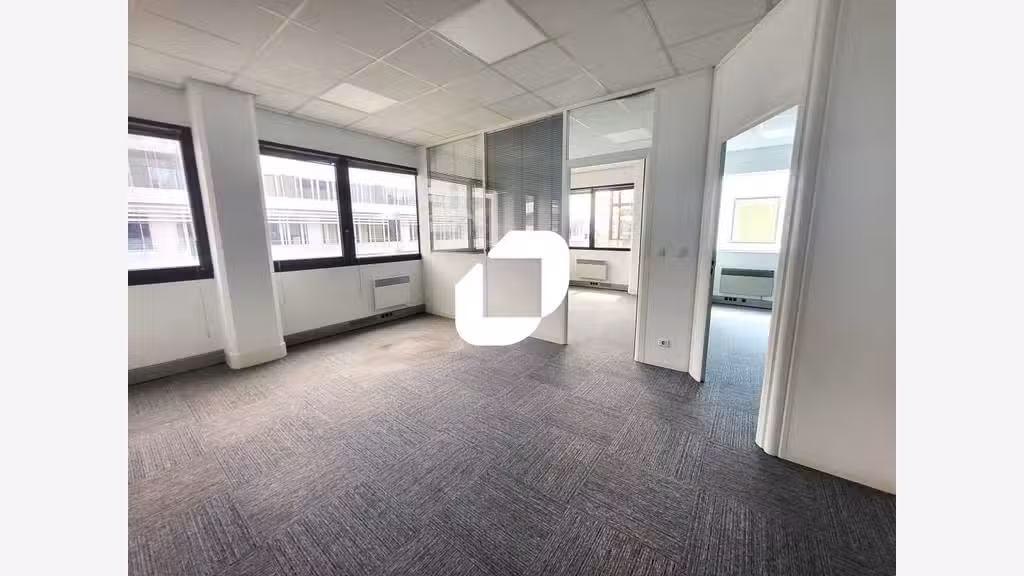 A louer Bureaux 203m² Chatillon