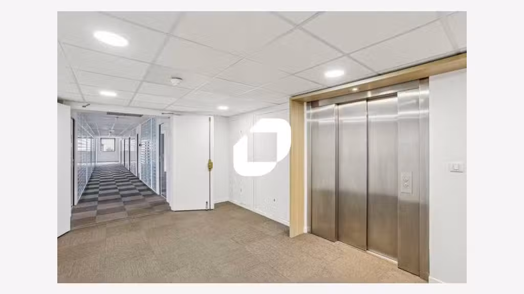 A louer Bureaux 2300m² Chatou