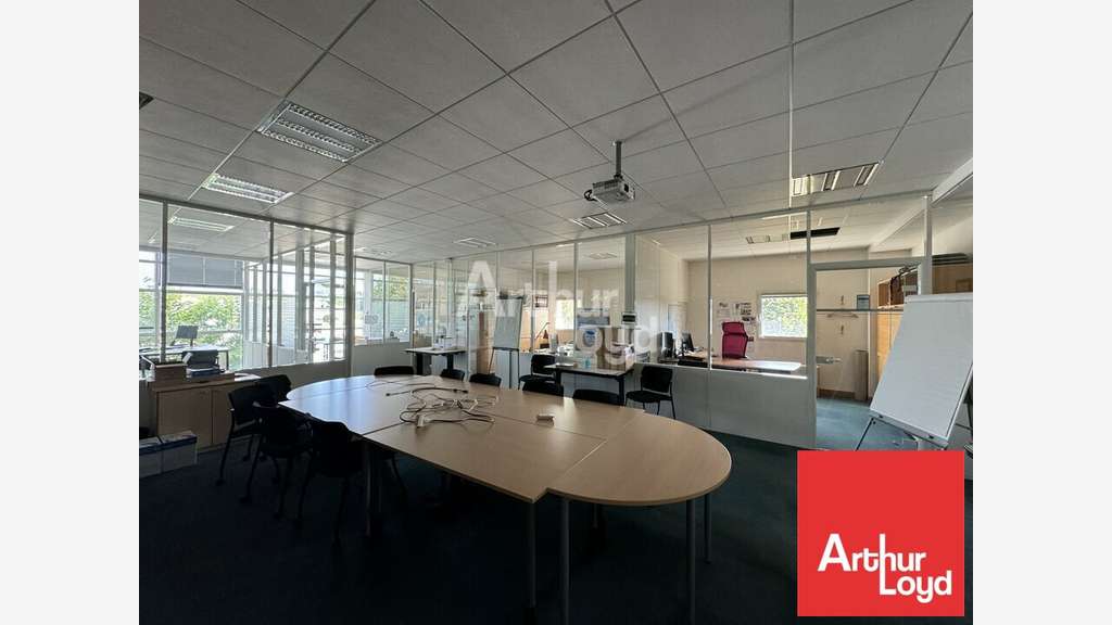 Bureaux de 240m² louer dans les Deux Sèvres
