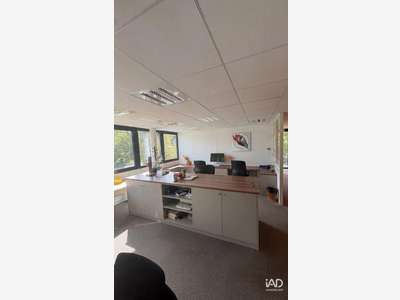A louer bureau de 135m² au 1er étage à Chavanod