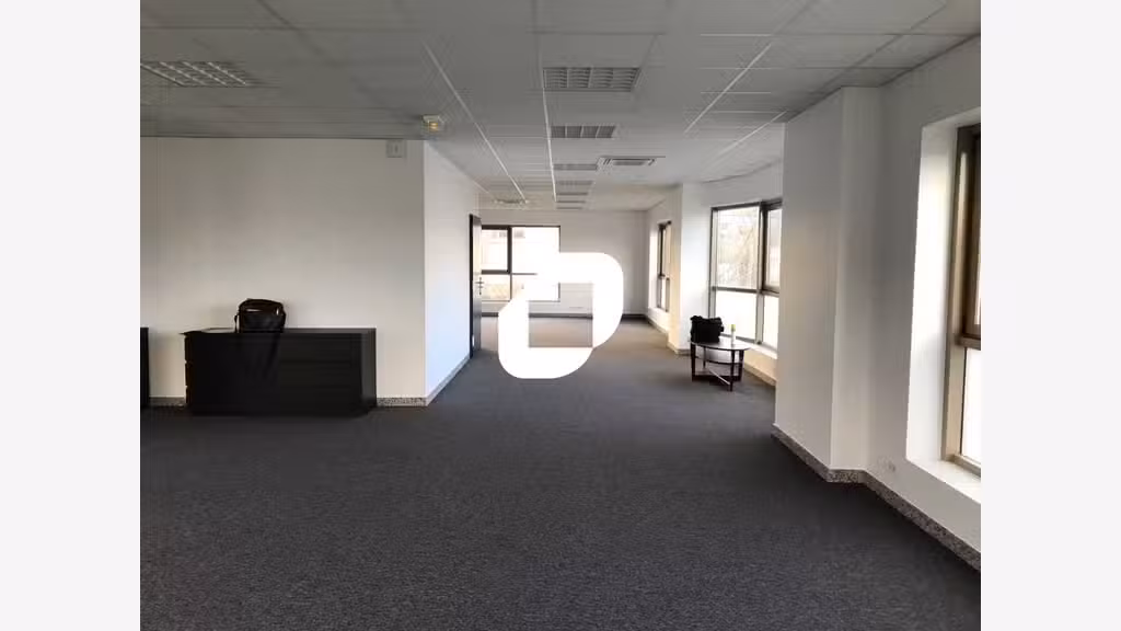 A louer Bureaux 104m² Chelles