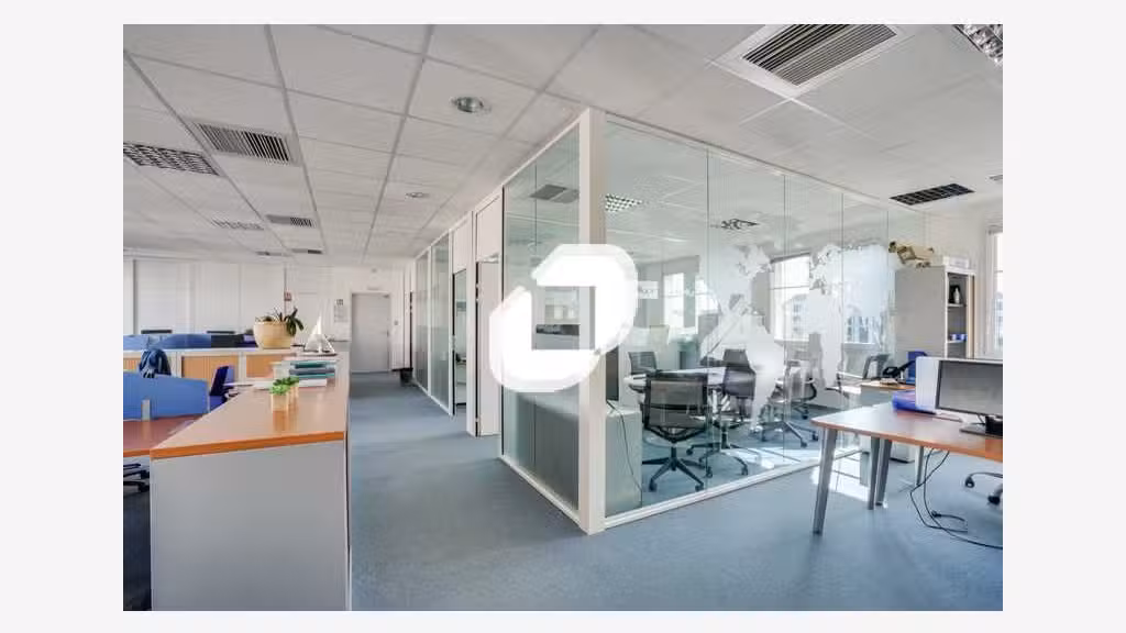 A louer Bureaux 1513m² Chessy