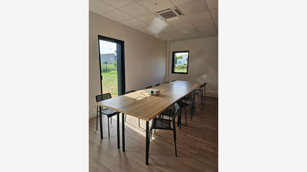 A louer bureaux 150m² en excellent état à Cholet