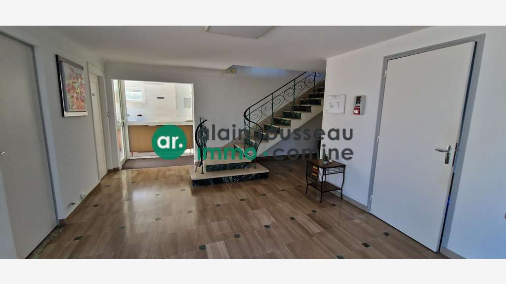 Bureaux de 240m² à louer à Cholet