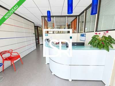 CLERMONT-FERRAND - BUREAUX à louer