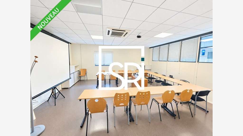 CLERMONT-FERRAND - BUREAUX à louer