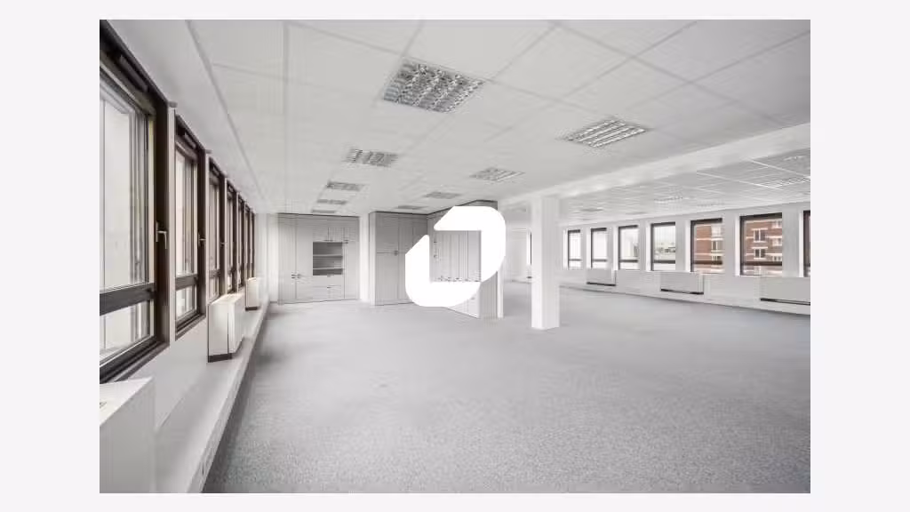 A louer Bureaux 390m² Clichy
