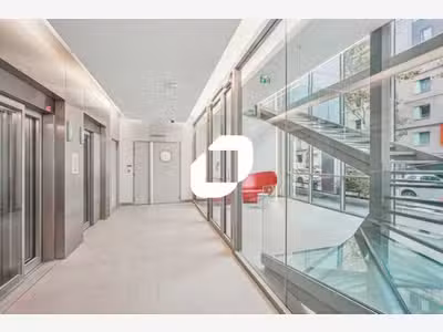 A louer Bureaux 610m² Clichy