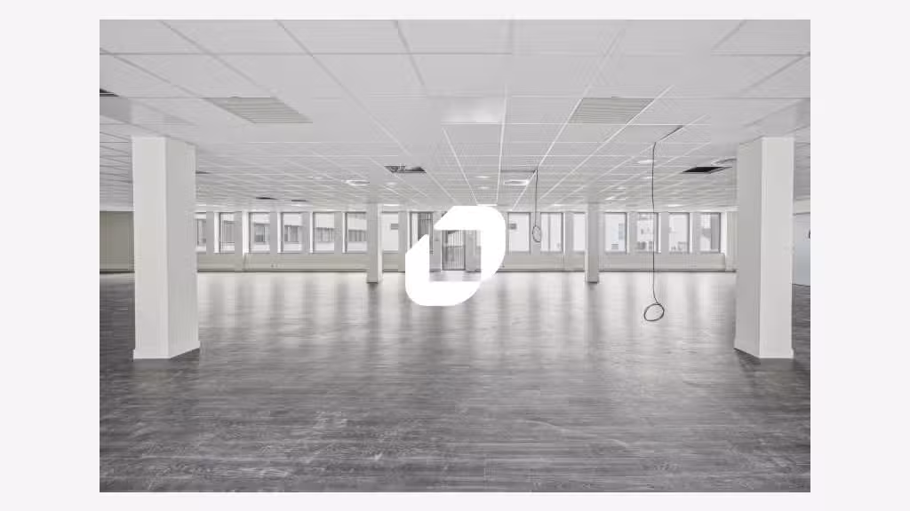 A louer Bureaux 610m² Clichy