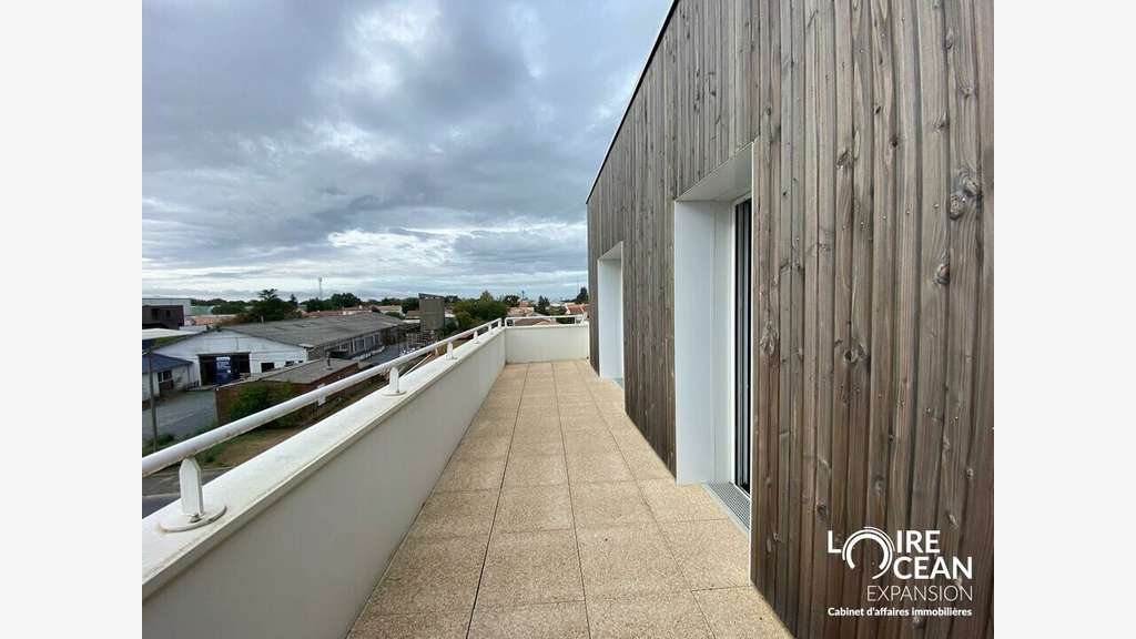 A louer bureaux de 55m² au 2ème étage à Clisson