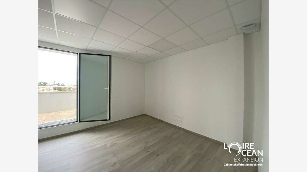 A louer bureaux de 55m² au 2ème étage à Clisson