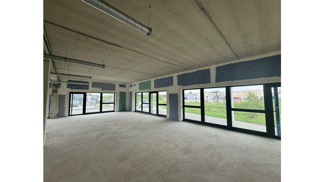 A louer bureau commercial 187m² à Sainte-Savine