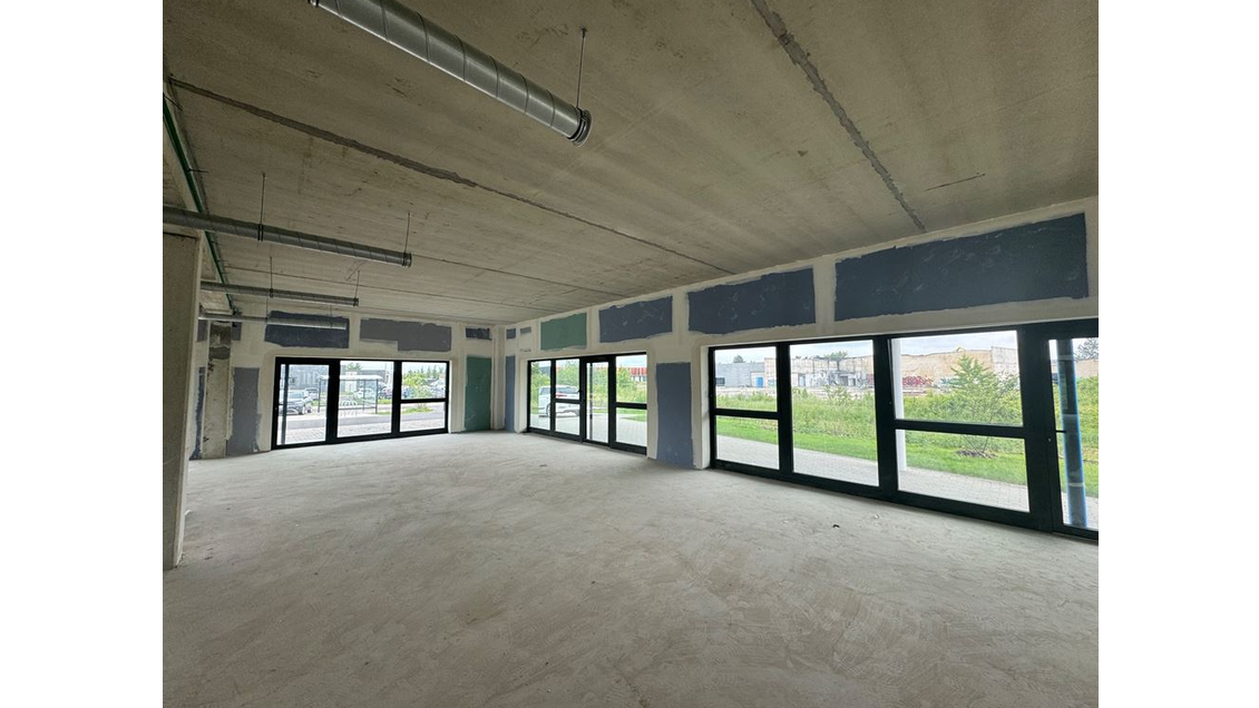 A louer bureau commercial de 142m² à Sainte-Savine