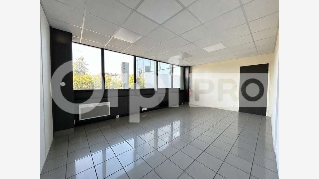 A louer bureaux de standing 26m² à Compiègne Gare 