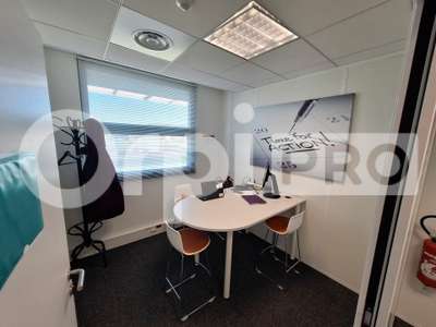 COMPIEGNE - BUREAU à louer