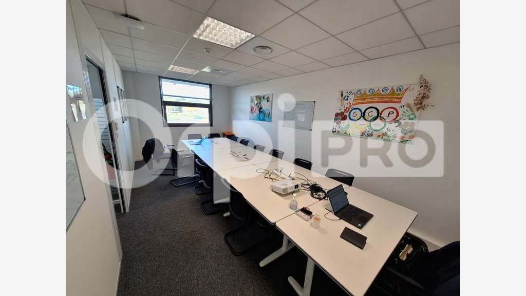 Bureau RDC à louer ZAC de Mercière à Compiègne