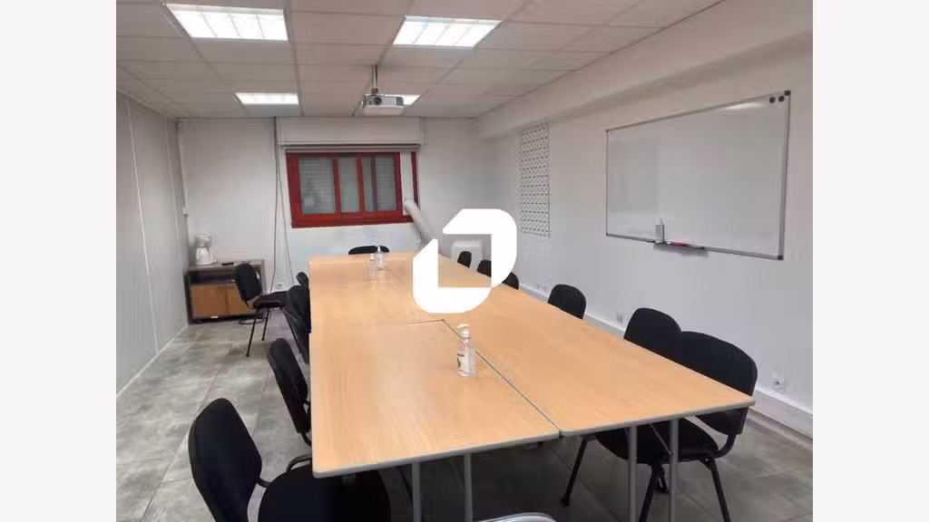 A louer Bureaux 360m² Conflans sainte honorine
