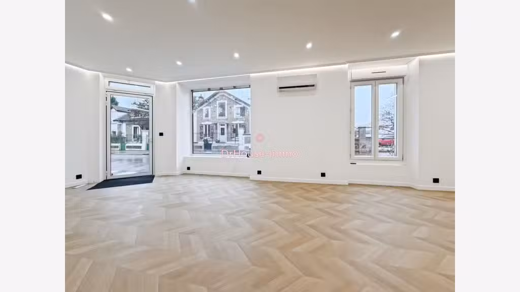 Bureau privatif meublé 10m² à Corbeil-Essonnes