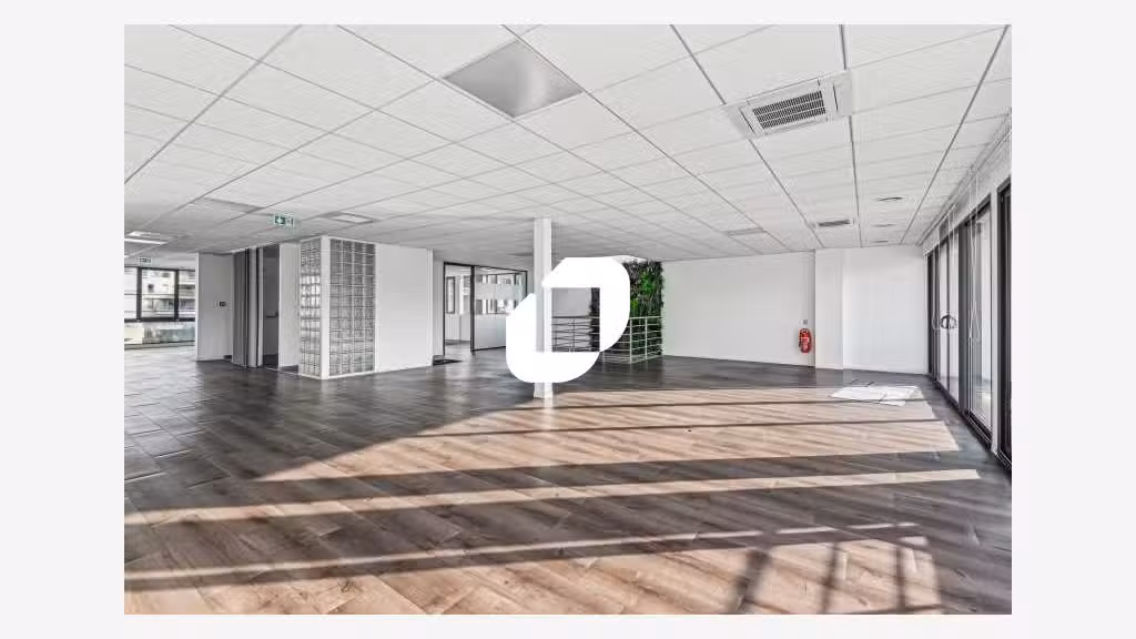 A louer Bureaux 500m² Courbevoie