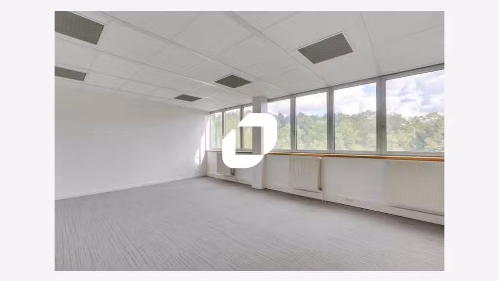 A louer Bureaux 2242m² Evry courcouronnes