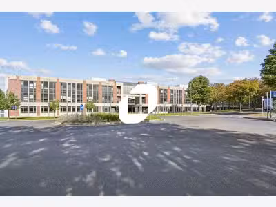 A louer Bureaux 8000m² Evry courcouronnes