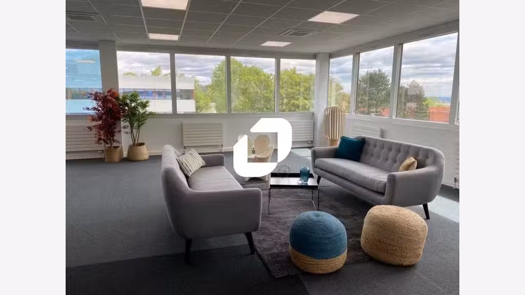 A louer Bureaux 8782m² Cergy
