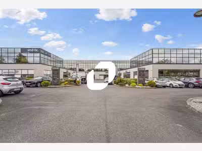 A louer Bureaux 459m² Cergy