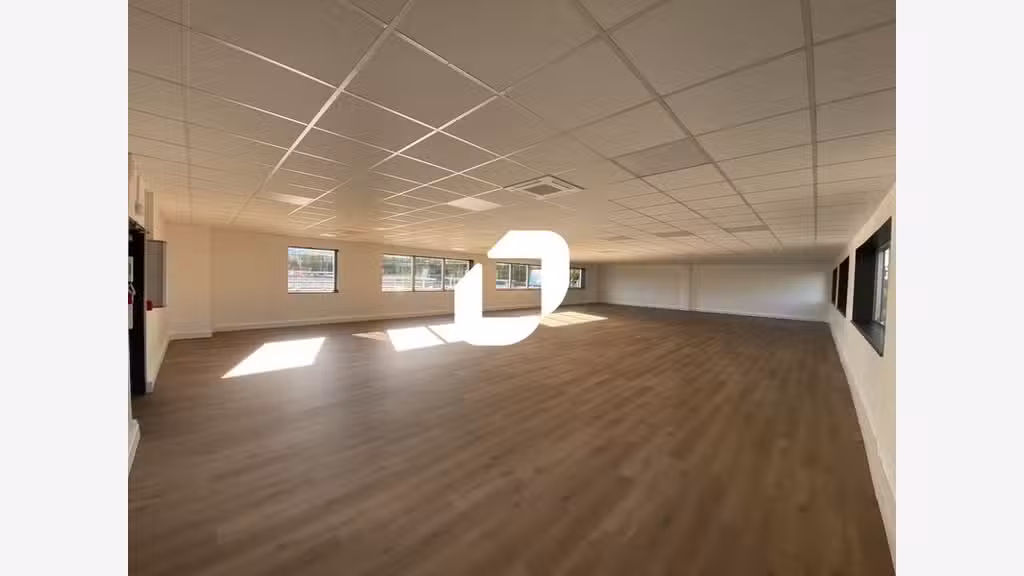 A louer Bureaux 459m² Cergy