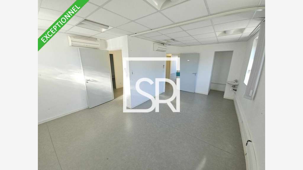 A louer bureaux 111m² empl N°1 Cournon-d'Auvergne