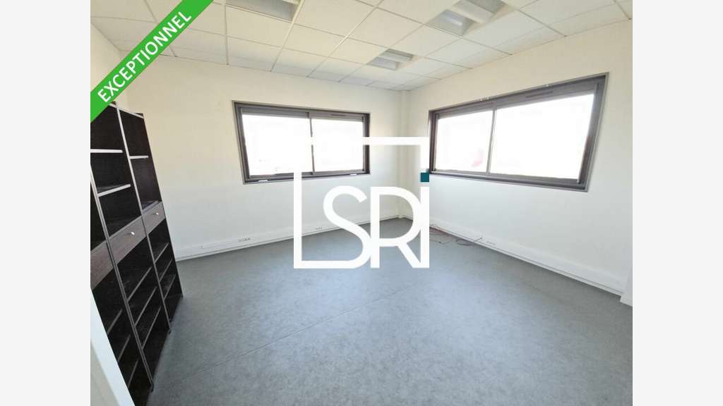 A louer bureaux 111m² empl N°1 Cournon-d'Auvergne