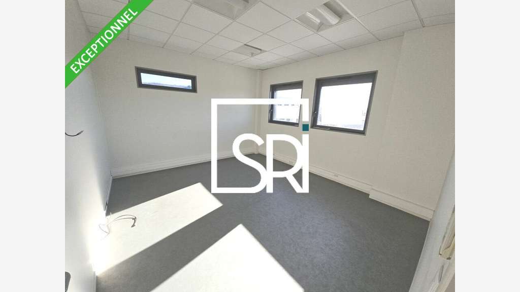 A louer bureaux 111m² empl N°1 Cournon-d'Auvergne