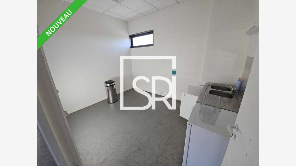 Loue bureaux 186m² au 1er étage Cournon-d'Auvergne