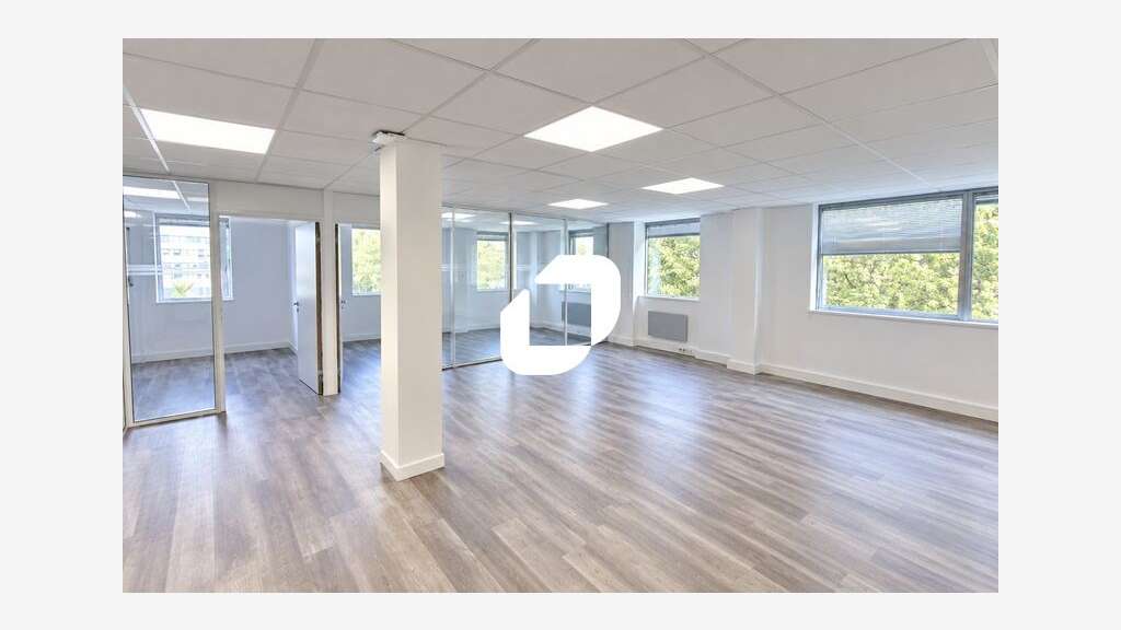 A louer Bureaux 245m² Creteil