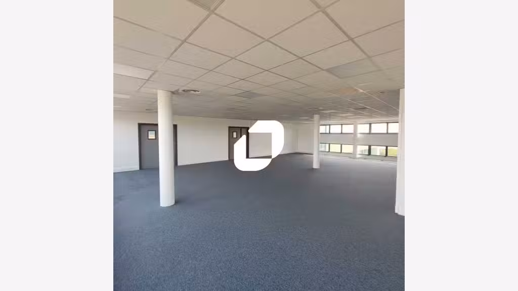 A louer Bureaux 1380m² Creteil