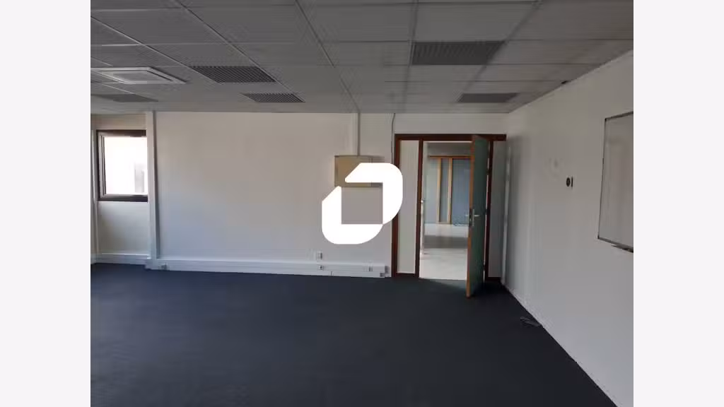 A louer Bureaux 87m² Creteil