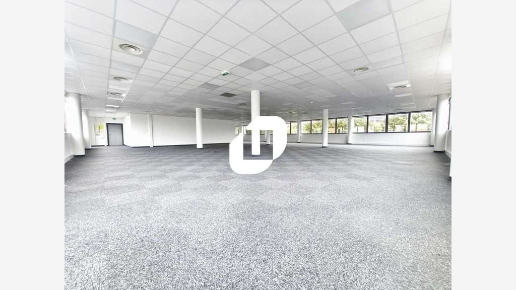 A louer Bureaux 2071m² Creteil
