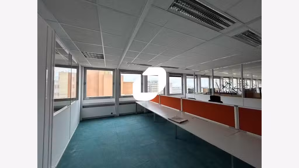 A louer Bureaux 337m² Creteil