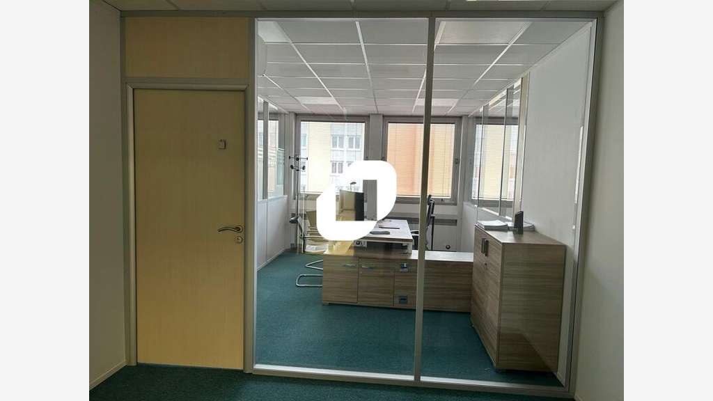 A louer Bureaux 337m² Creteil
