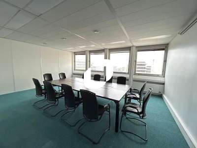 A louer Bureaux 337m² Creteil