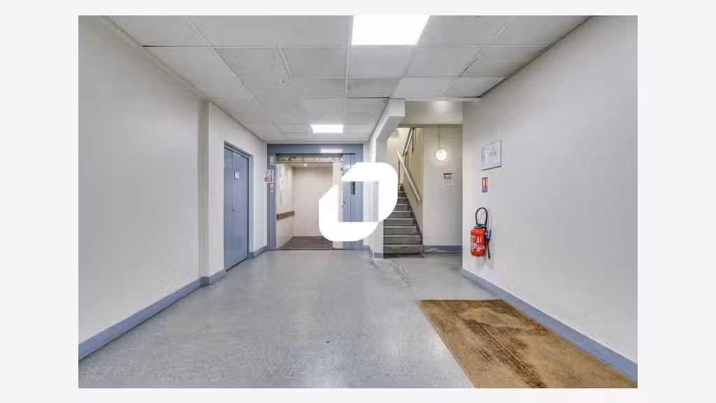 A louer Bureaux 147m² Croissy beaubourg
