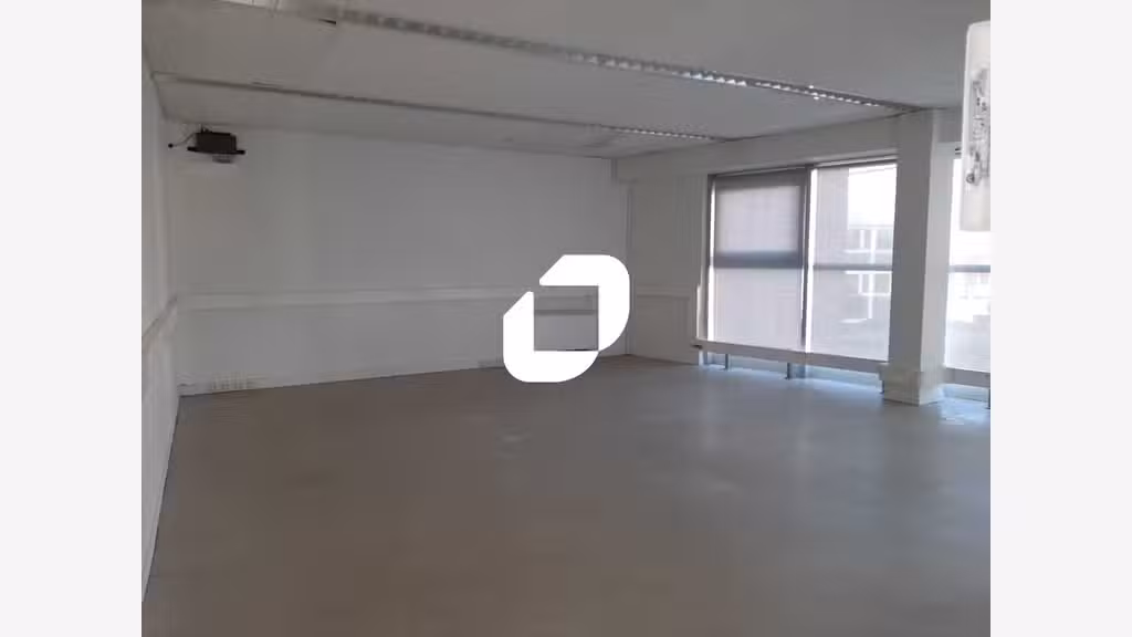 A louer Bureaux 280m² Dammarie les lys