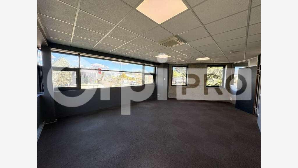 A louer bureaux 222m² emplacement premium Dardilly