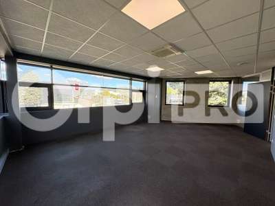 A LOUER - 222 m² - EMPLACEMENT PREMIUM