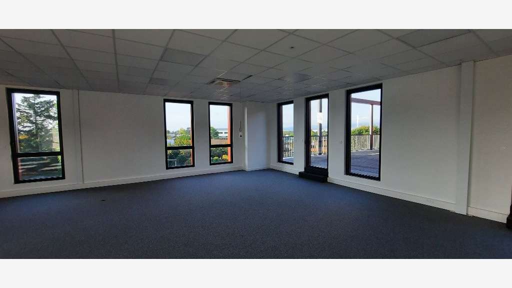 Bureaux de 124 à 285m² à louer Dardilly Techlid 