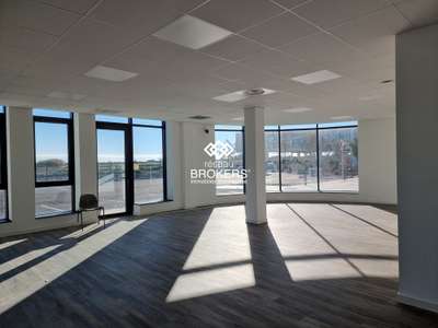 Bureau de 280,90 m² - A Louer - Mauguio