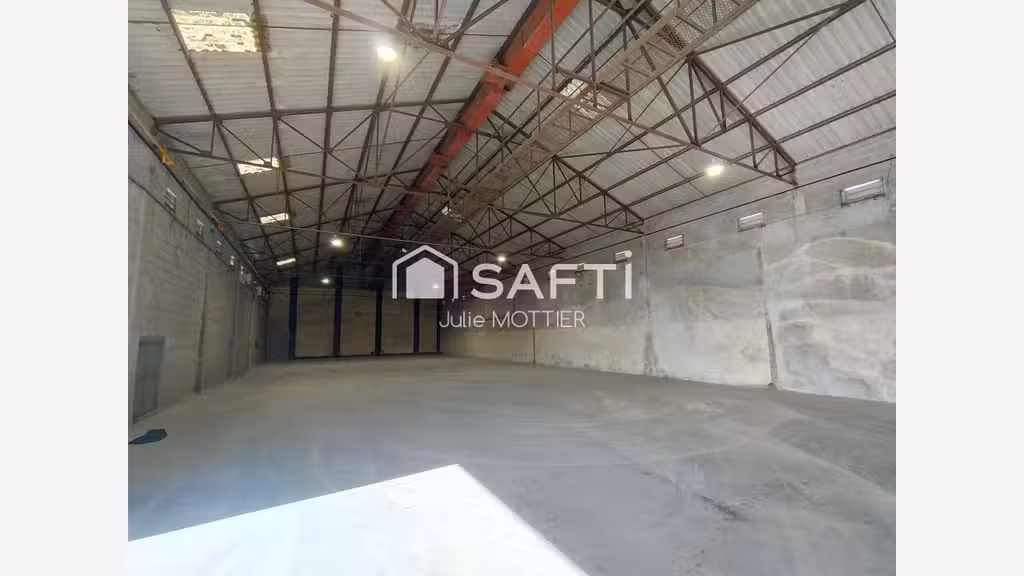 Entrepôt de 480m² à louer à Dompierre-sur-Mer