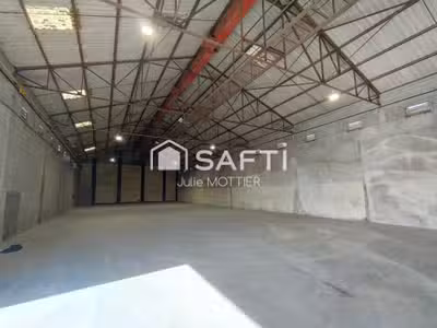 Entrepôt de 480m² à louer à Dompierre-sur-Mer